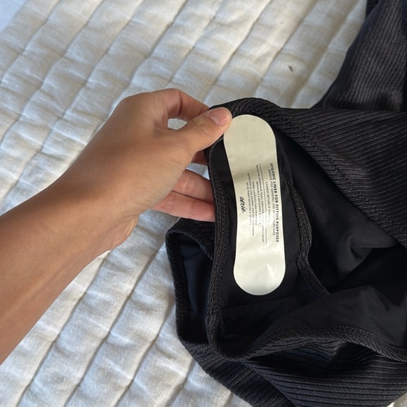 Aerie ribbed shine one piece full coverage - Picture 4 of 4